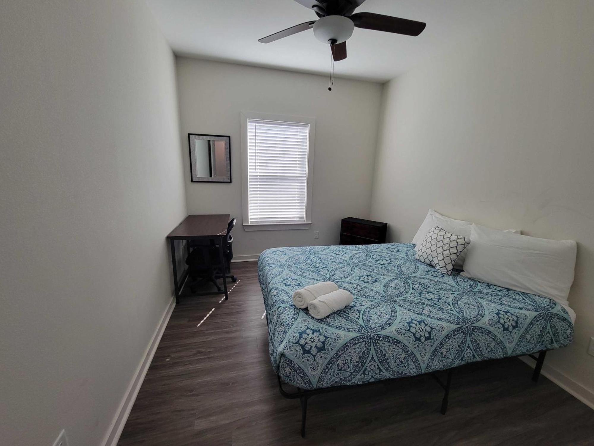 Beach Flow Bungalow-Mins To Downtown-Dining-Base Pensacola Exterior photo