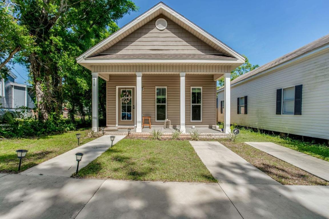Beach Flow Bungalow-Mins To Downtown-Dining-Base Pensacola Exterior photo